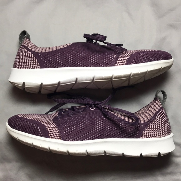 clarks step allena perforated sun sneaker